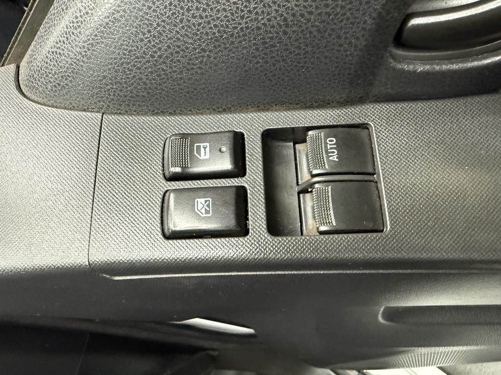 ISUZU D-MAX D-MAX 250 HO HI-RIDE 4X4 S/C P/U - 9