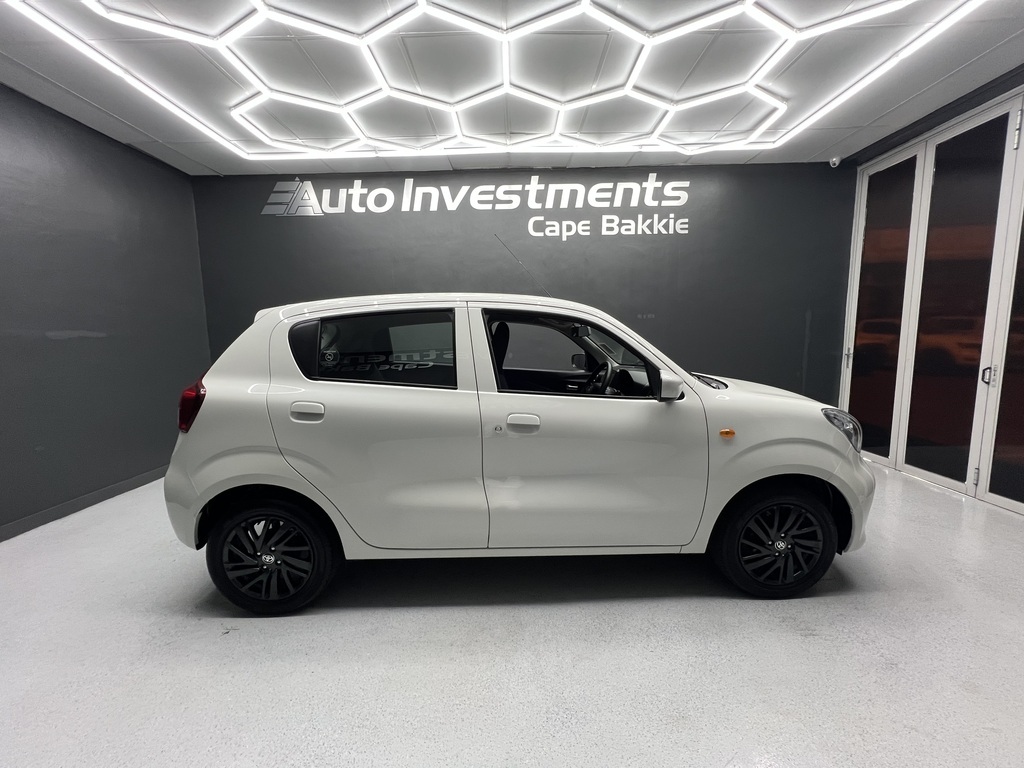 TOYOTA VITZ VITZ 1.0 XR AMT - 2