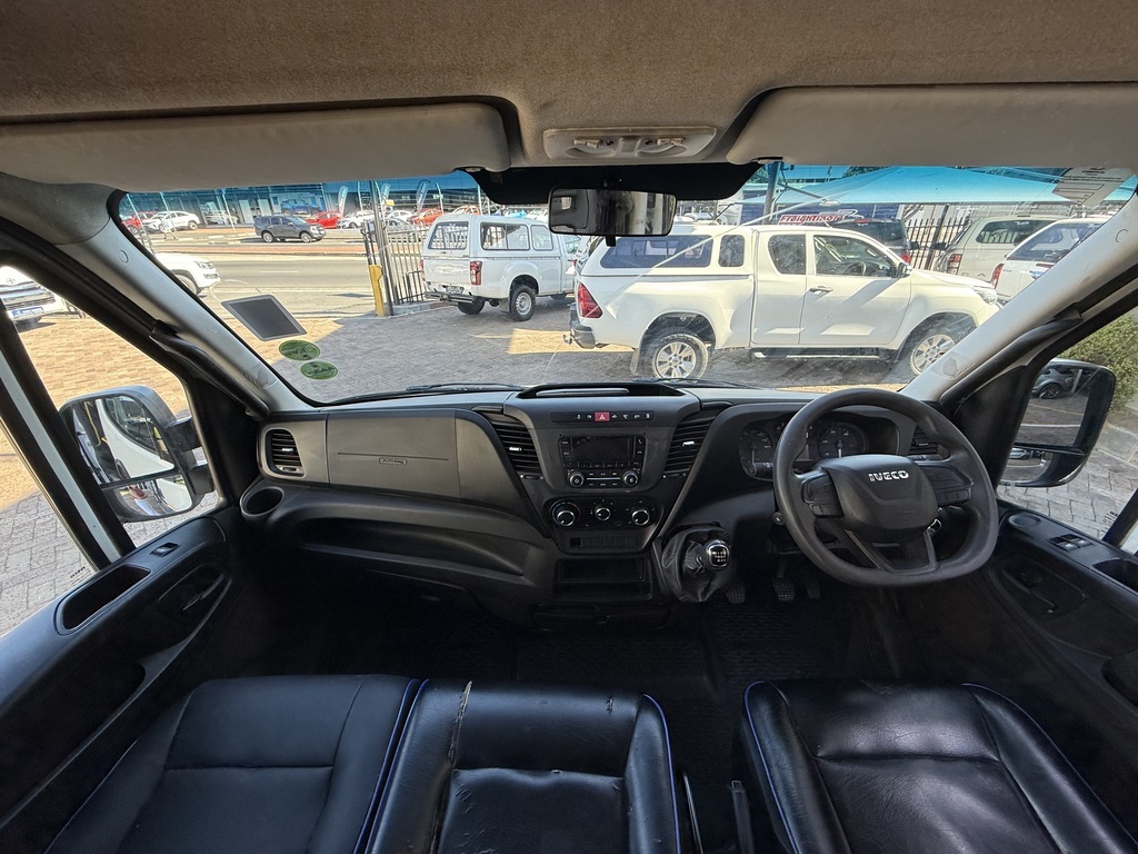 IVECO DAILY 50C15 E3 V16 23 SEAT B/S - 17
