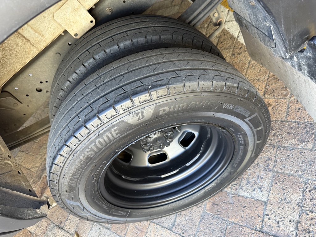 IVECO DAILY 50C15 E3 V16 23 SEAT B/S - 18