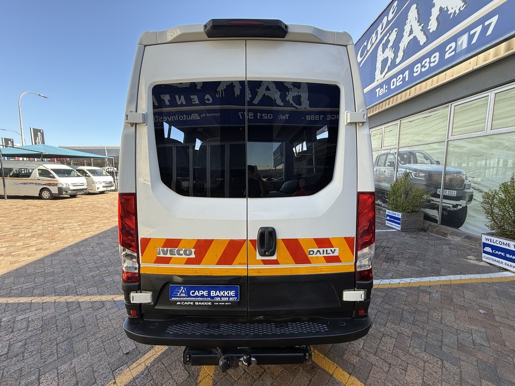 IVECO DAILY 50C15 E3 V16 23 SEAT B/S - 4