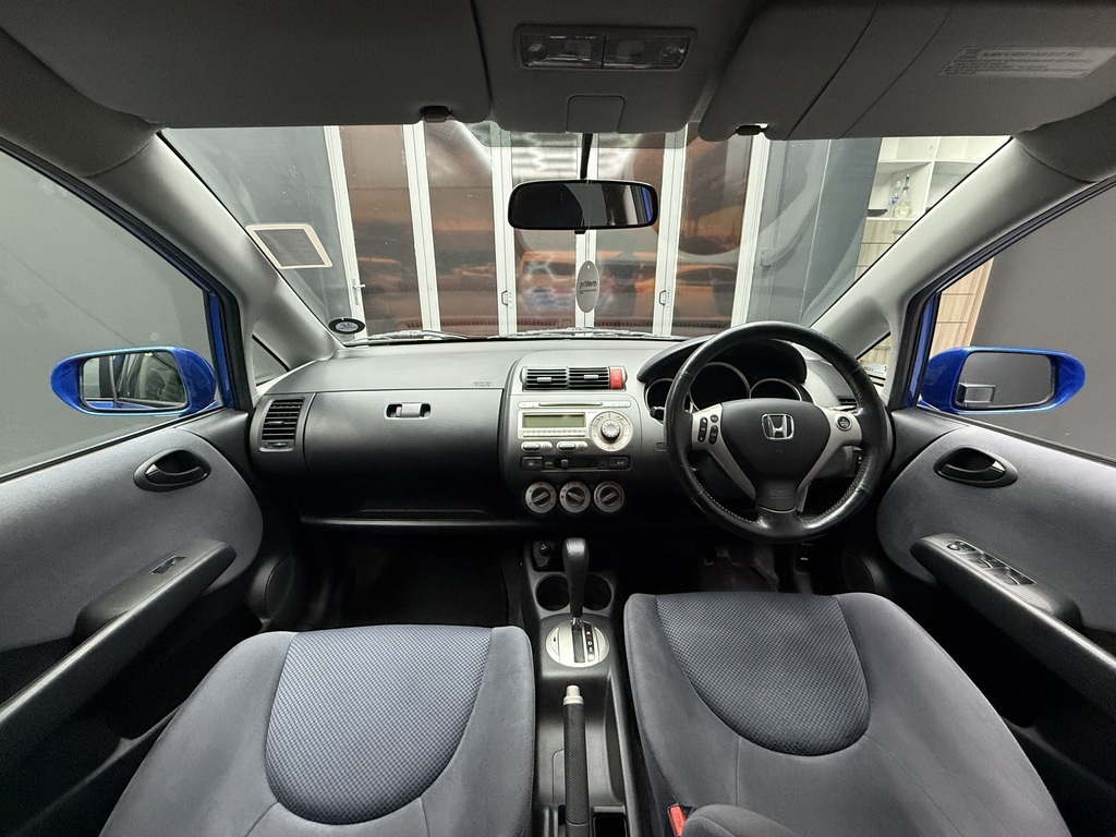 HONDA JAZZ JAZZ 1.5i A/T - 10