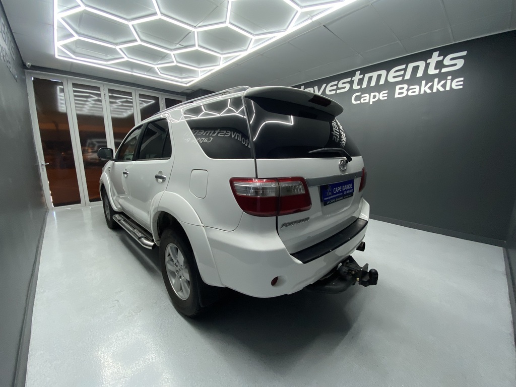 TOYOTA FORTUNER FORTUNER 3.0D-4D R/B A/T - 5