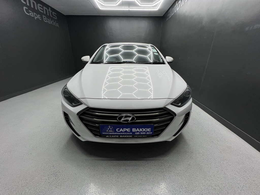 HYUNDAI ELANTRA ELANTRA 1.6 EXECUTIVE - 7