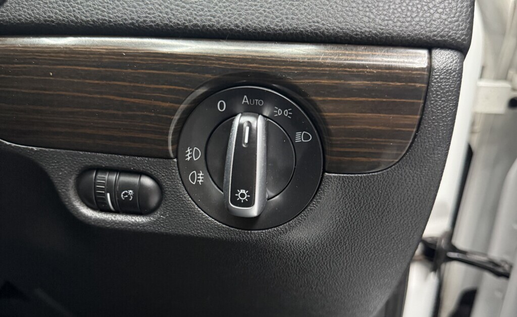 VOLKSWAGEN JETTA JETTA GP 1.6 TDI COMFORTLINE DSG - 14