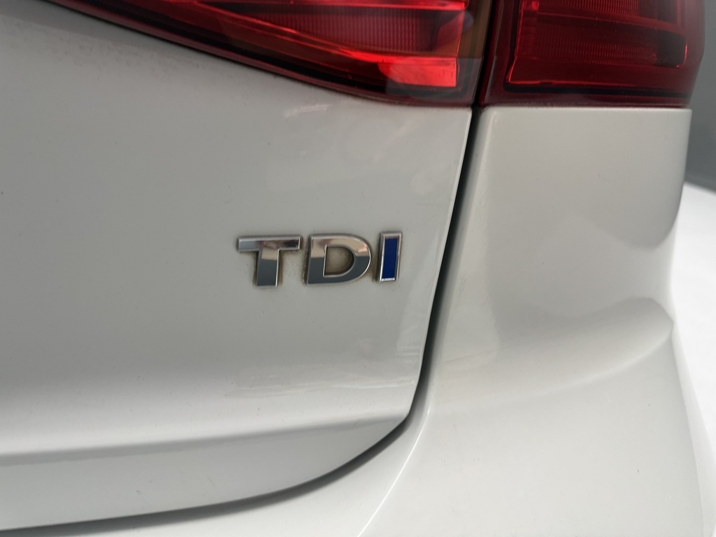 VOLKSWAGEN JETTA JETTA GP 1.6 TDI COMFORTLINE DSG - 16