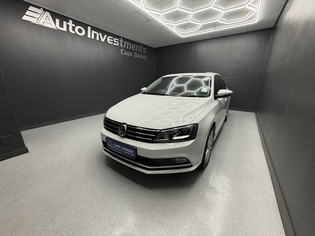 VOLKSWAGEN JETTA JETTA GP 1.6 TDI COMFORTLINE DSG - 6