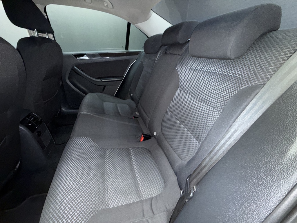 VOLKSWAGEN JETTA JETTA GP 1.6 TDI COMFORTLINE DSG - 9