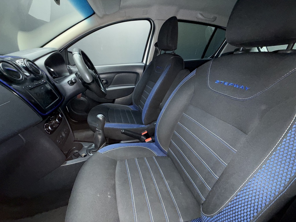 RENAULT SANDERO SANDERO 900T STEPWAY PLUS/TECHROAD