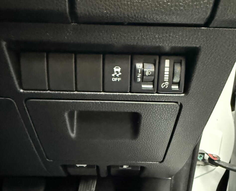 ISUZU D-MAX D-MAX 1.9 Ddi HR X-RIDER A/T D/C P/U - 13