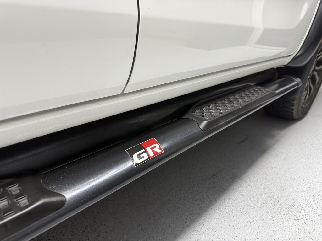 TOYOTA HILUX HILUX 2.8 GD-6 GR-S 4X4 A/T P/U D/C - 14