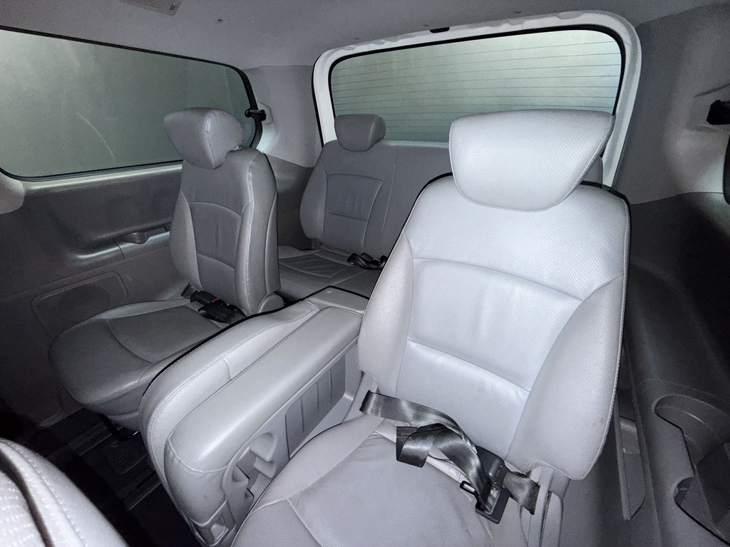 HYUNDAI H-1 H1 2.5 CRDi ELITE A/T (12 SEAT) - 10