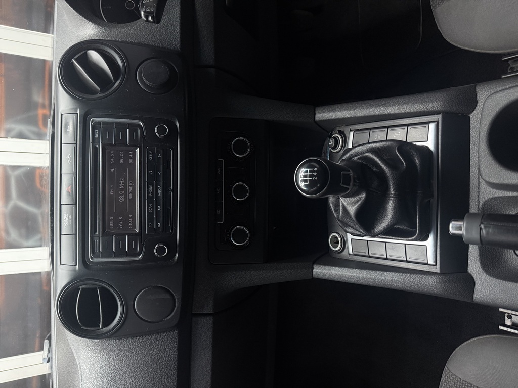 VOLKSWAGEN AMAROK AMAROK 2.0TDi TRENDLINE 103KW D/C P/U - 12