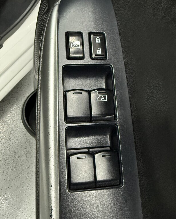 NISSAN ALMERA ALMERA 1.5 ACENTA A/T - 14