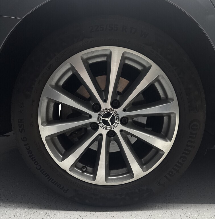 MERCEDES-BENZ E CLASS E 220d