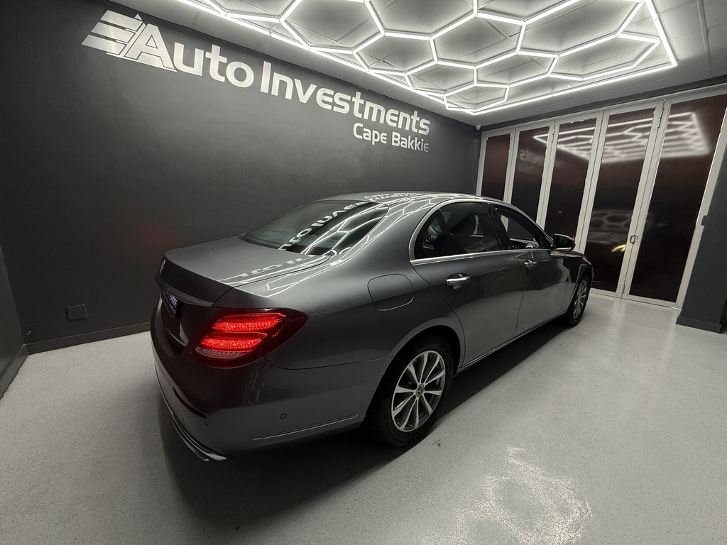 MERCEDES-BENZ E CLASS E 220d