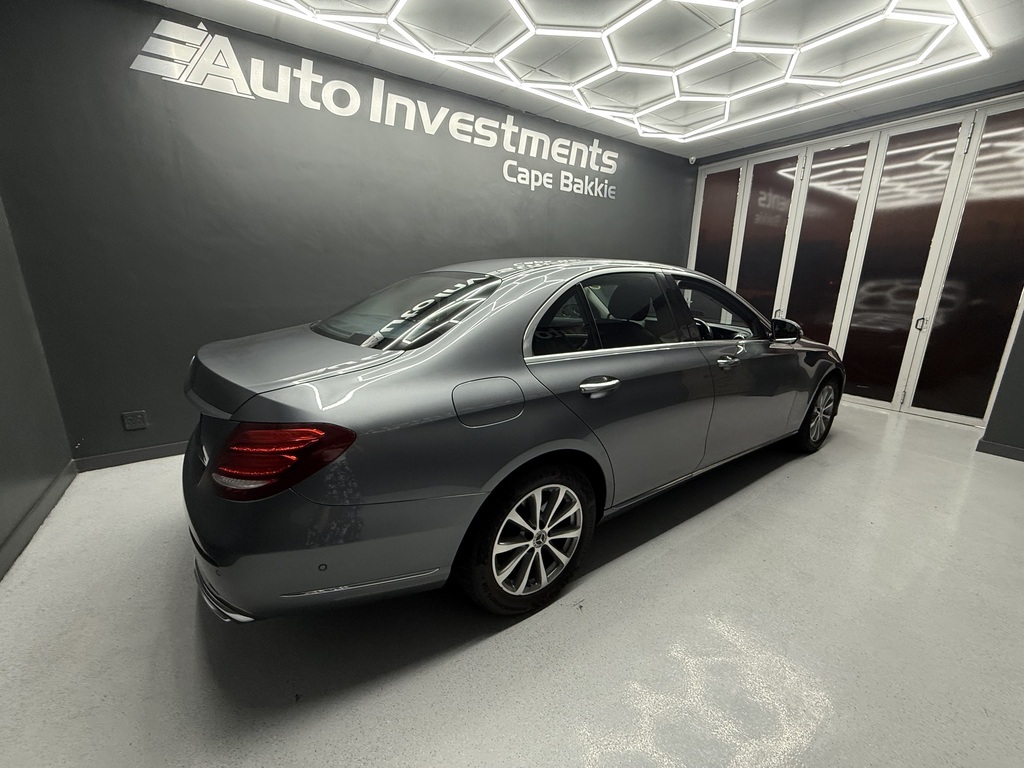 MERCEDES-BENZ E CLASS E 220d