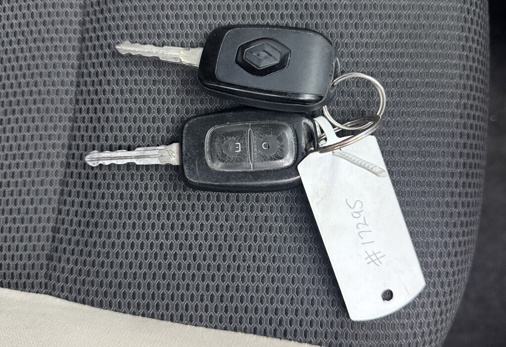 RENAULT TRIBER TRIBER 1.0 DYNAMIQUE / ZEN - 12