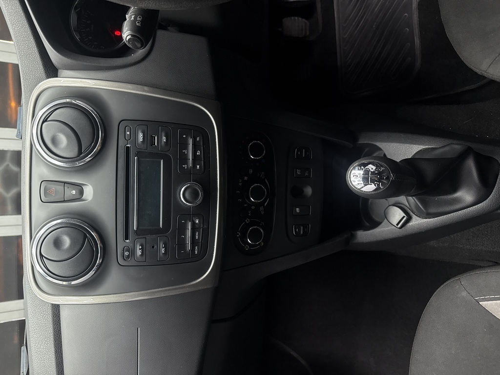 RENAULT SANDERO SANDERO 900T STEPWAY - 11