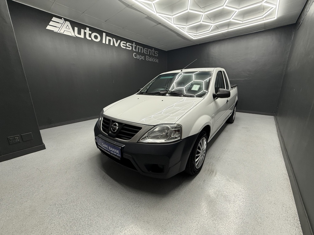 NISSAN NP200 NP200 1.6  A/C SAFETY PACK P/U S/C - 6