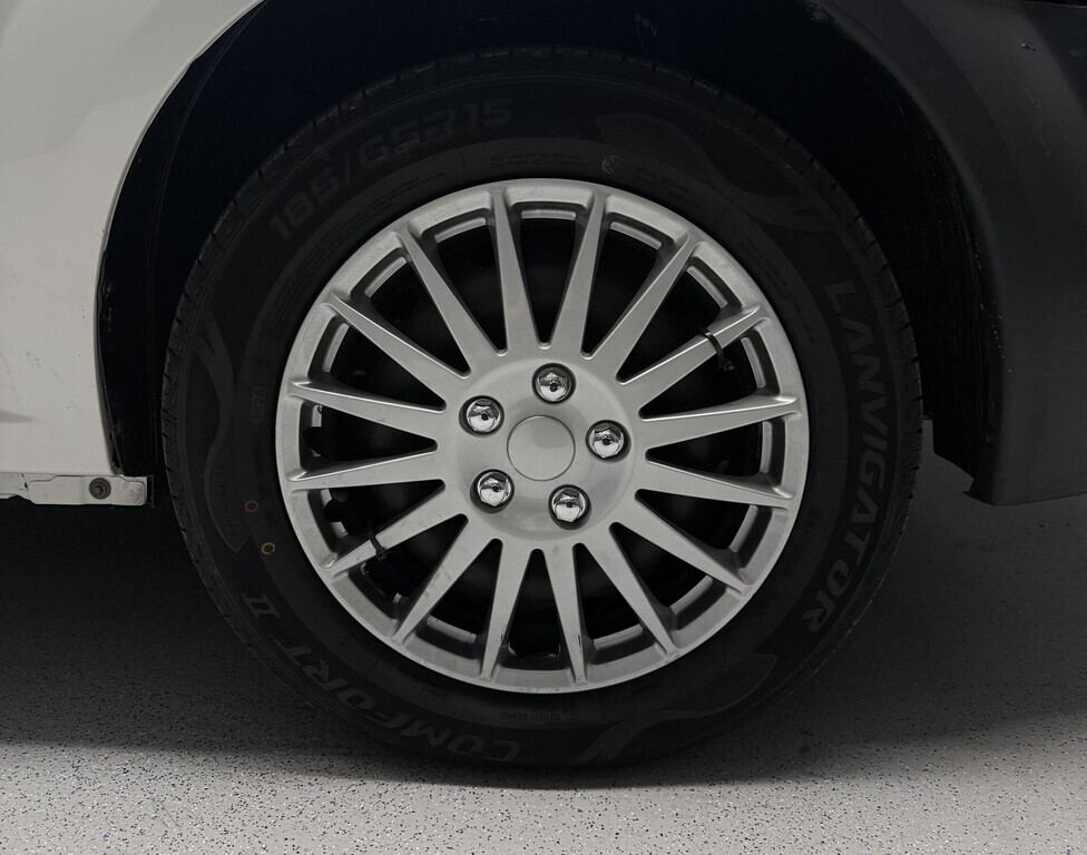 NISSAN NP200 NP200 1.6  A/C SAFETY PACK P/U S/C - 9