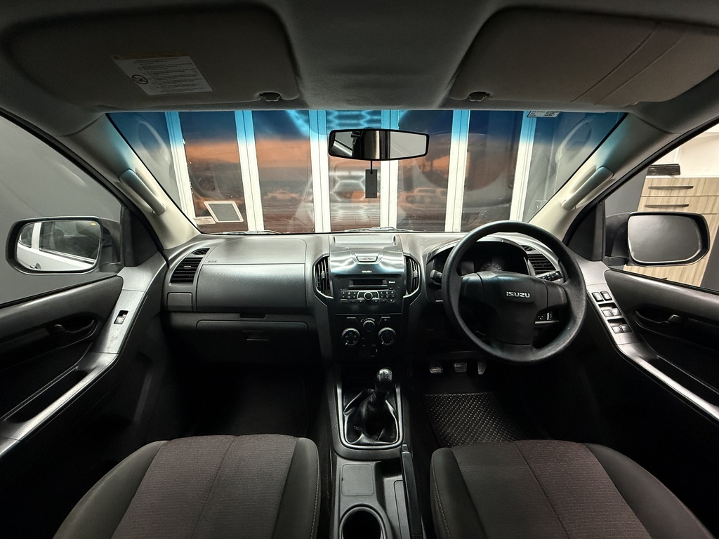 ISUZU D-MAX D-MAX 250 HO HI-RIDE D/C P/U - 9