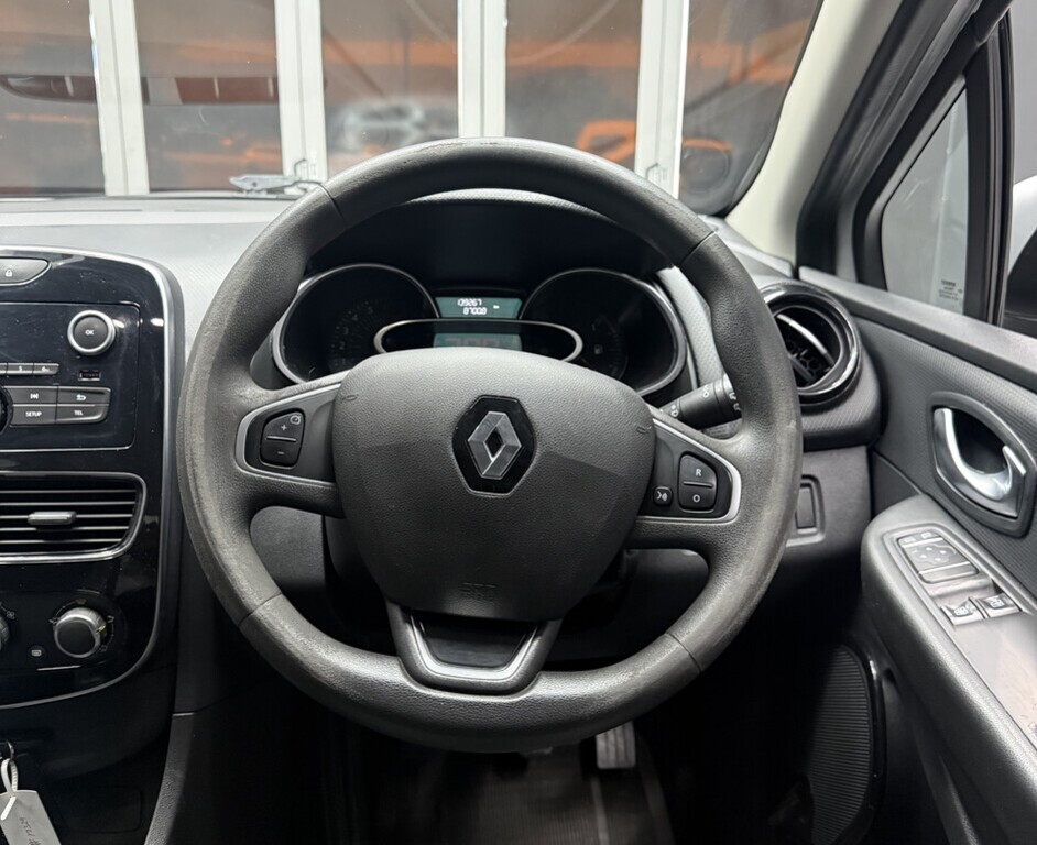 RENAULT CLIO IV CLIO IV 900T AUTHENTIQUE 5DR (66KW) - 11