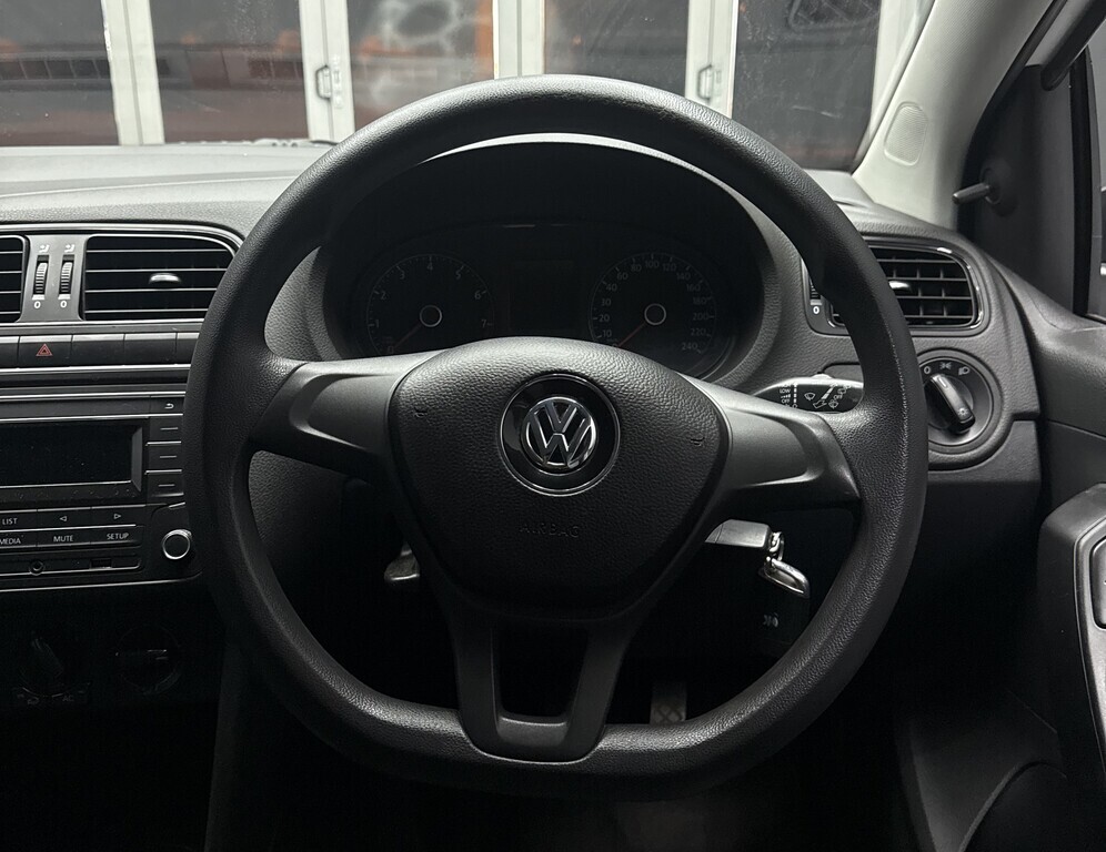 VOLKSWAGEN POLO VIVO POLO VIVO 1.4 TRENDLINE (5DR) - 11