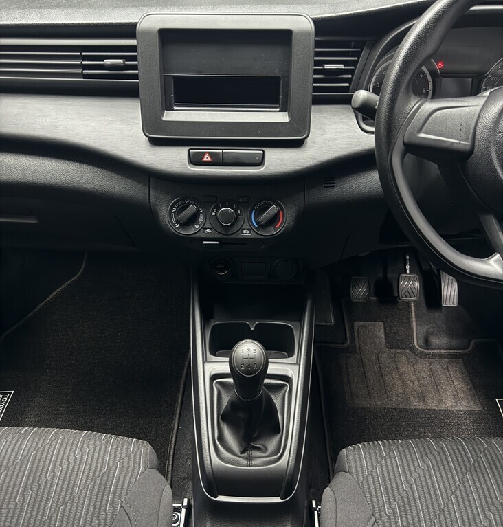 TOYOTA RUMION RUMION 1.5 S - 12