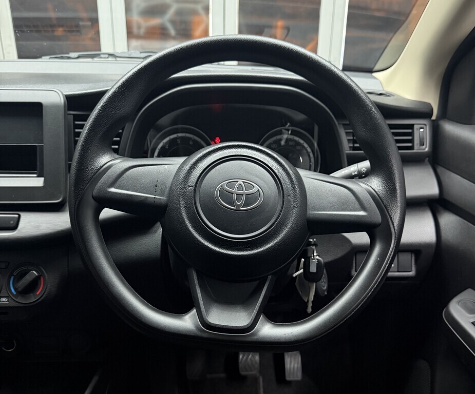 TOYOTA RUMION RUMION 1.5 S - 13