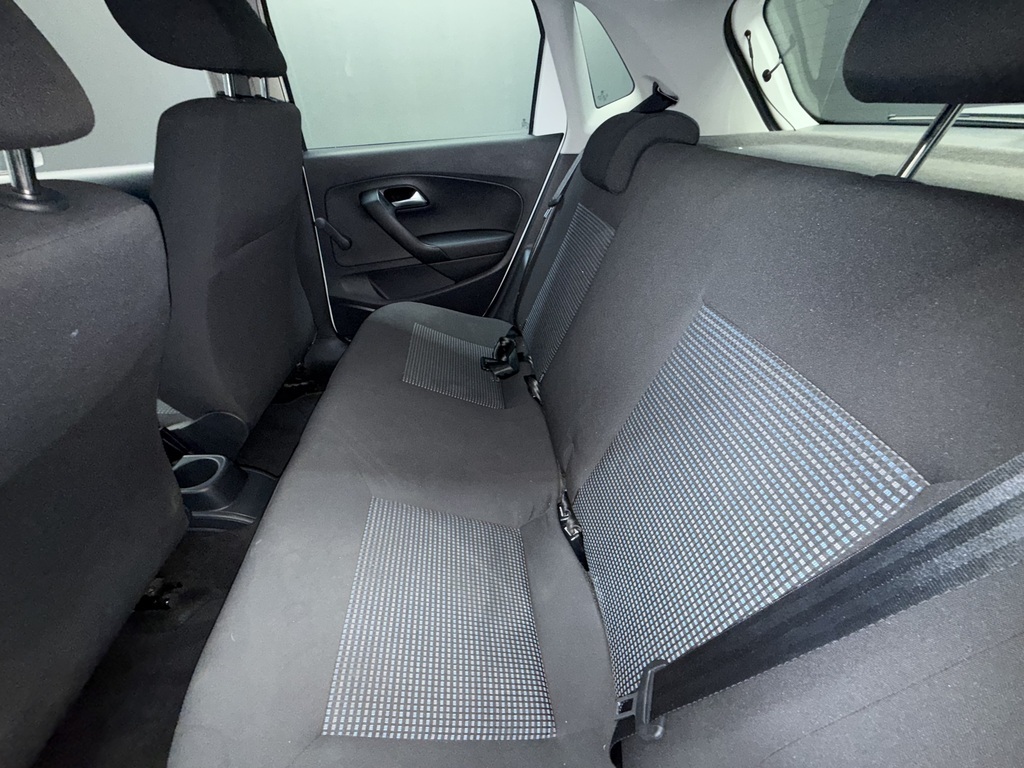 VOLKSWAGEN POLO VIVO POLO VIVO 1.4 COMFORTLINE (5DR) - 9