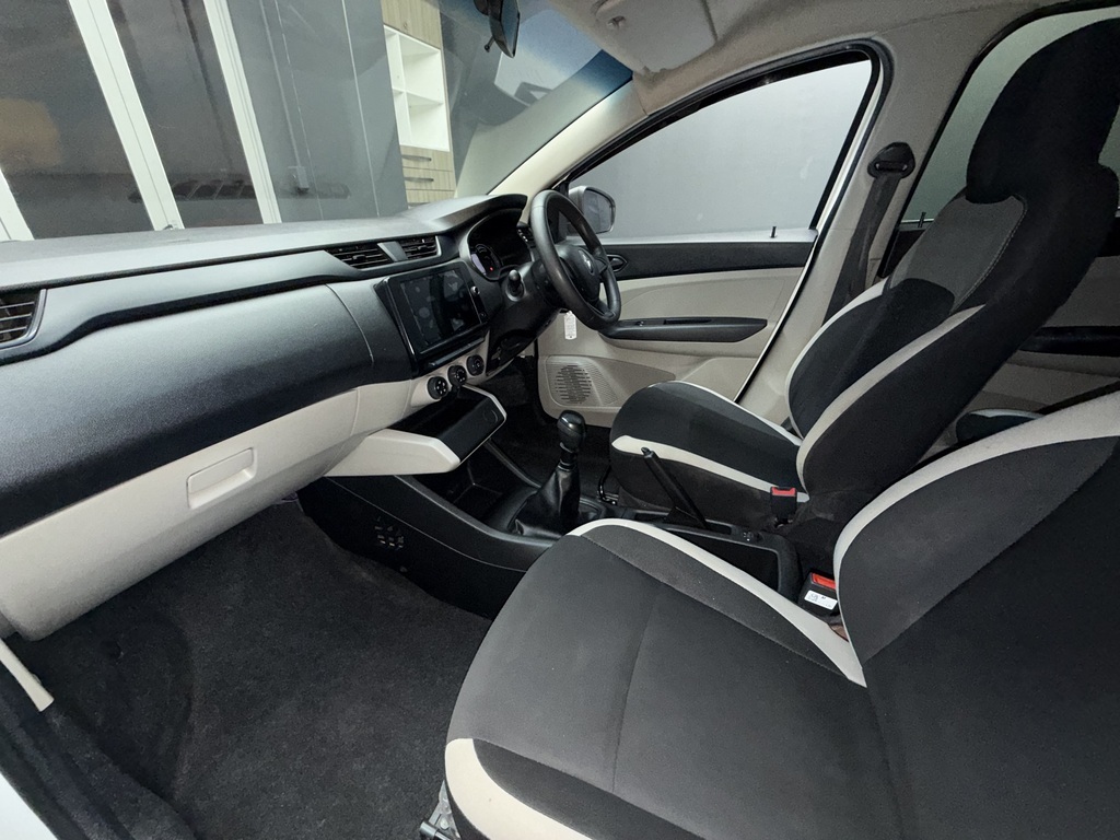 RENAULT TRIBER TRIBER 1.0 EXPRESSION / LIFE