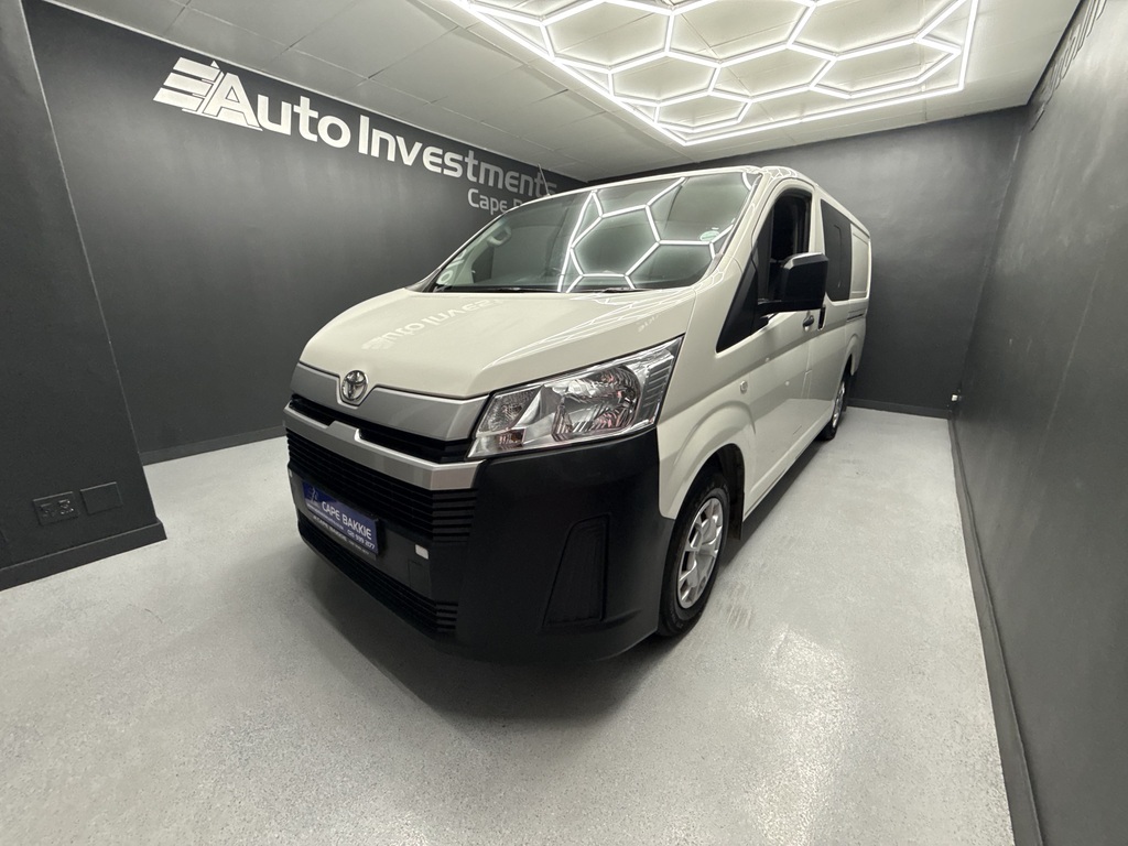TOYOTA QUANTUM QUANTUM 2.8 LWB CREWCAB F/C P/V