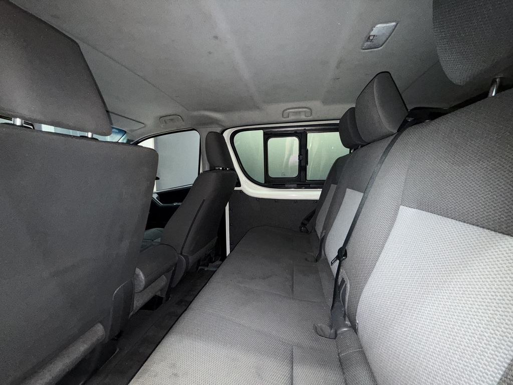 TOYOTA QUANTUM QUANTUM 2.8 LWB CREWCAB F/C P/V