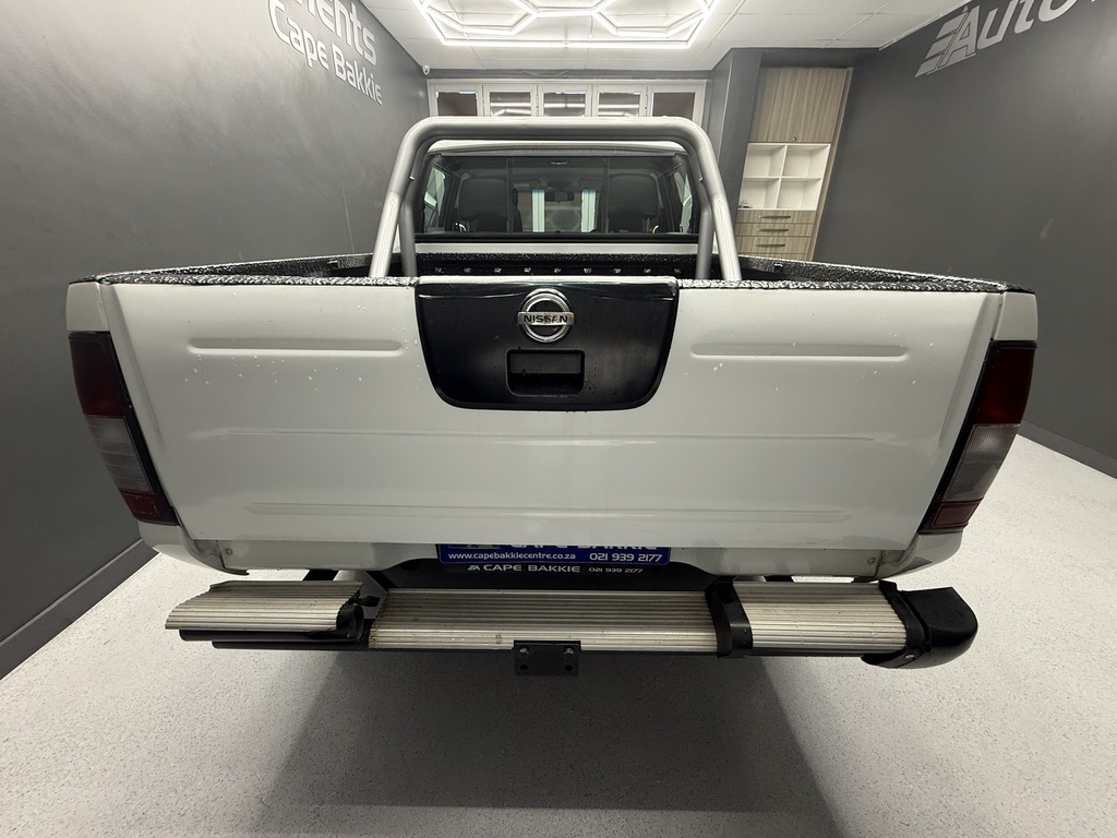 NISSAN HARDBODY HARDBODY NP300 2.5 TDi HI-RIDER P/U D/C - 4