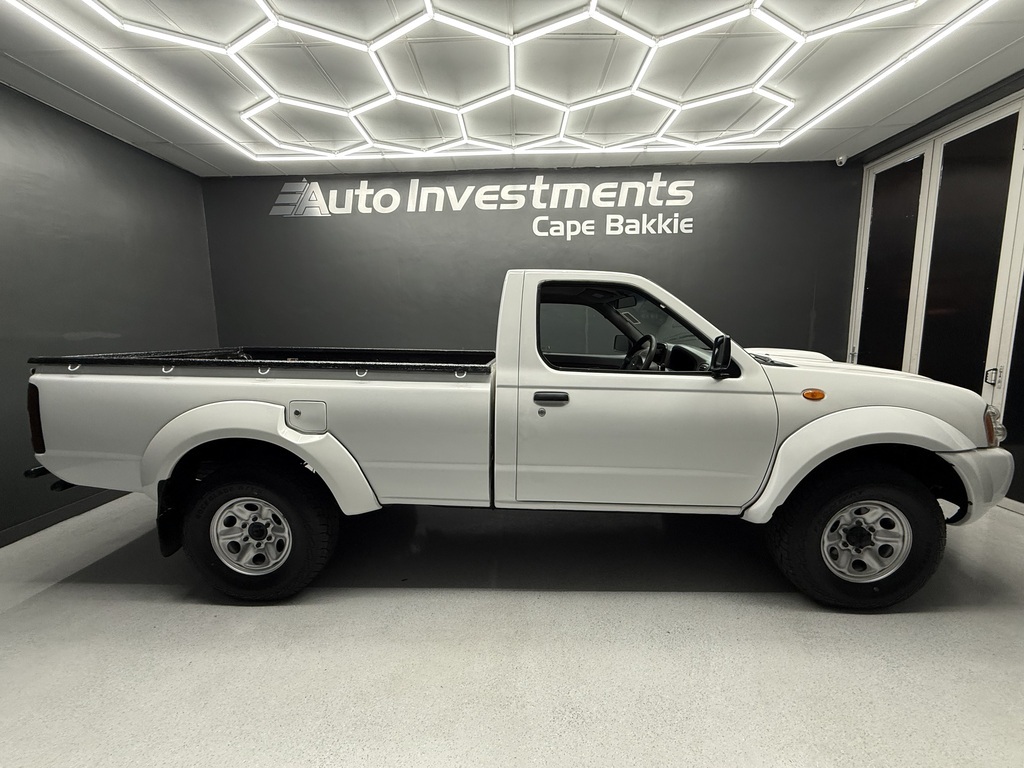 NISSAN HARDBODY HARDBODY NP300 2.5 TDi LWB 4X4 P/U S/C - 2