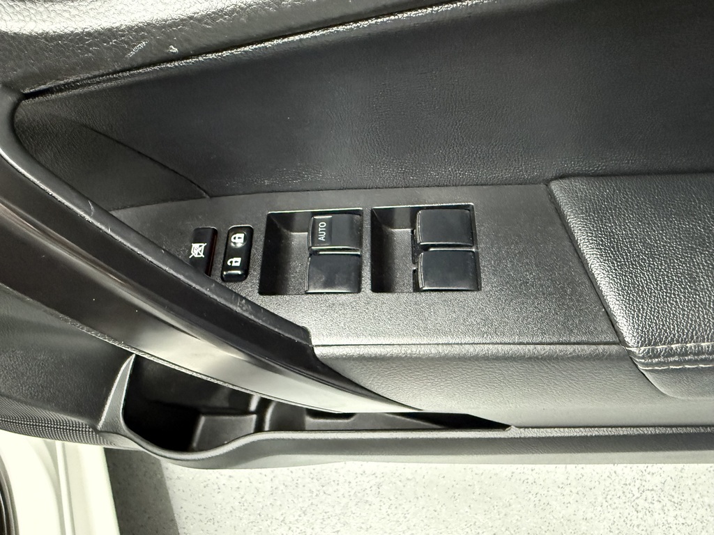 TOYOTA COROLLA COROLLA 1.3 PRESTIGE - 13