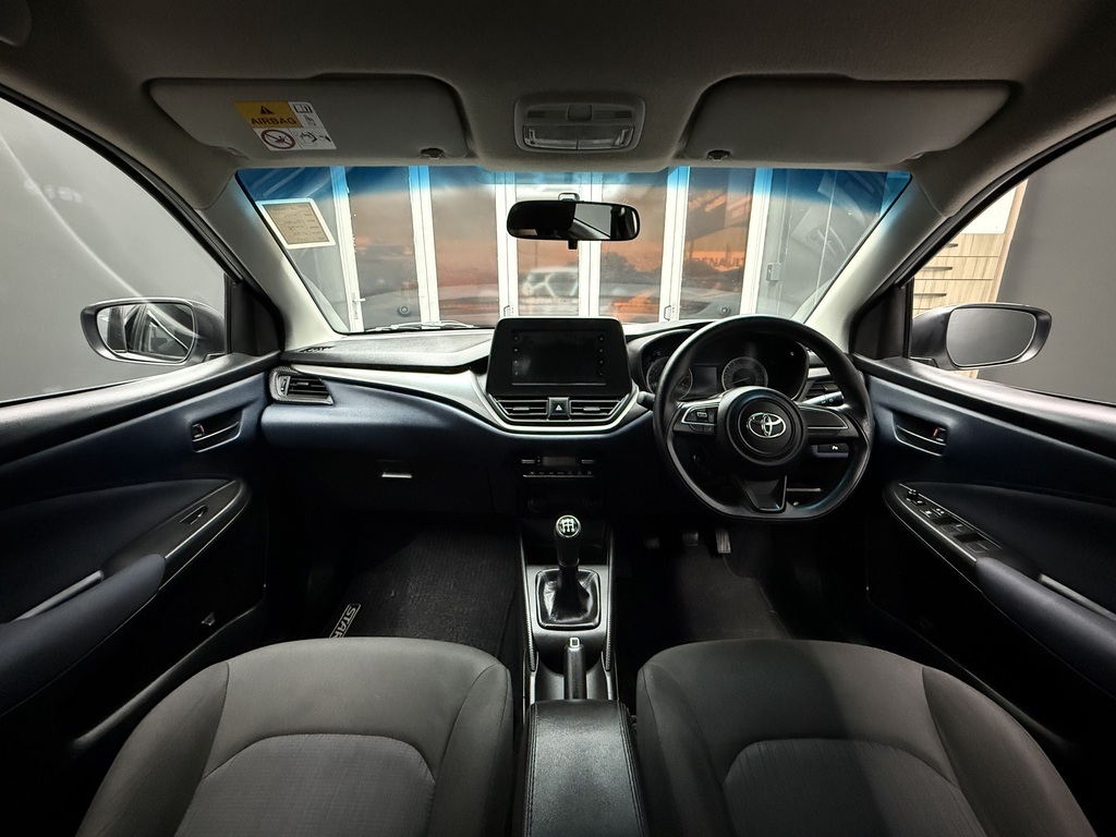 TOYOTA STARLET STARLET 1.5 Xi - 11