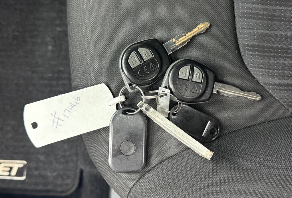 TOYOTA STARLET STARLET 1.5 Xi - 19