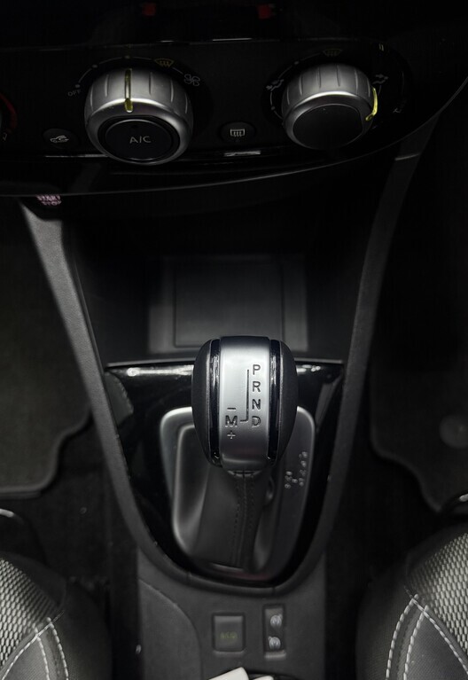 RENAULT CLIO IV CLIO IV 1.2T EXPRESSION EDC 5DR (88KW) - 11