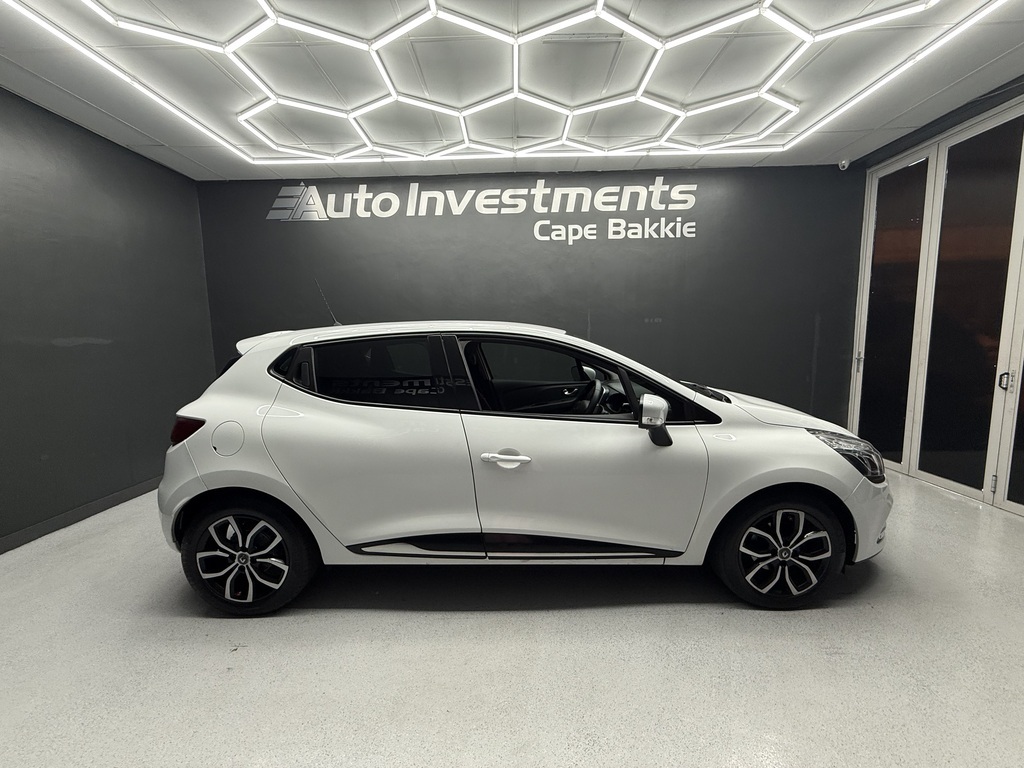 RENAULT CLIO IV CLIO IV 1.2T EXPRESSION EDC 5DR (88KW) - 2