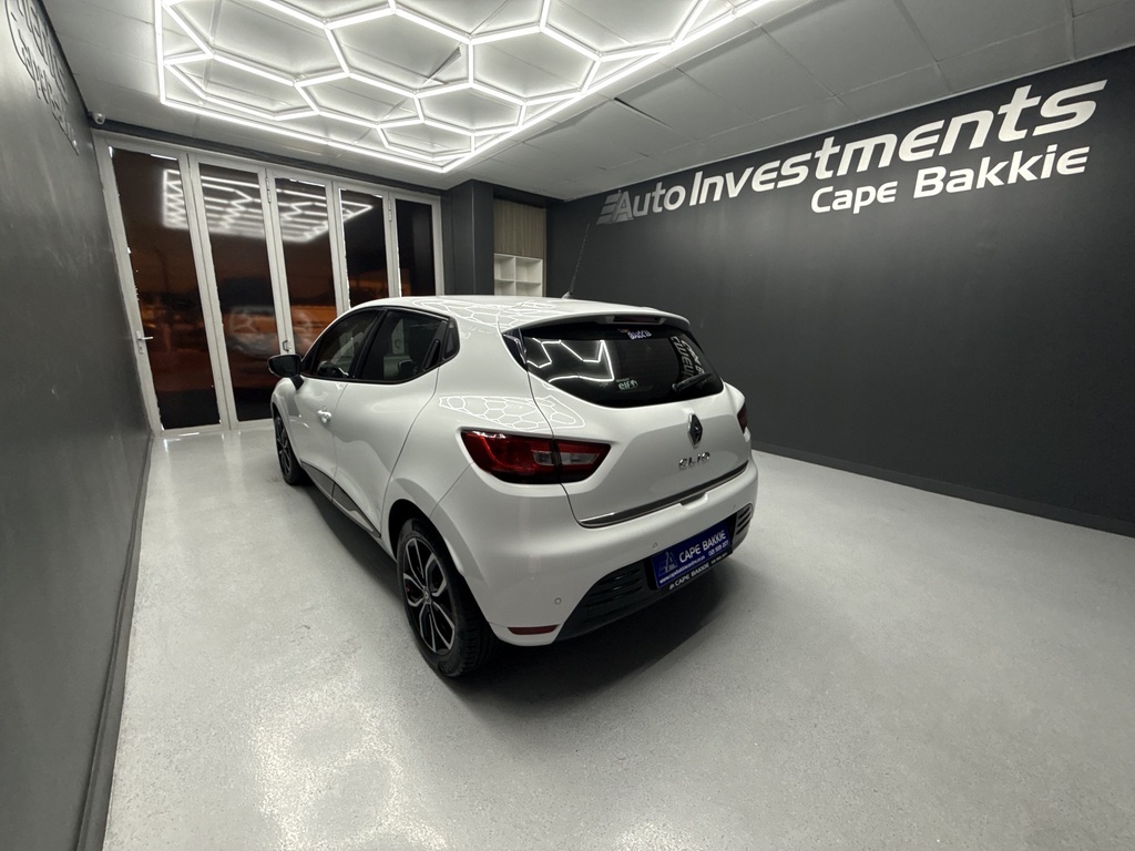 RENAULT CLIO IV CLIO IV 1.2T EXPRESSION EDC 5DR (88KW) - 5