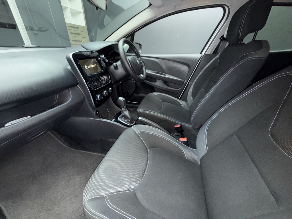 RENAULT CLIO IV CLIO IV 1.2T EXPRESSION EDC 5DR (88KW) - 8