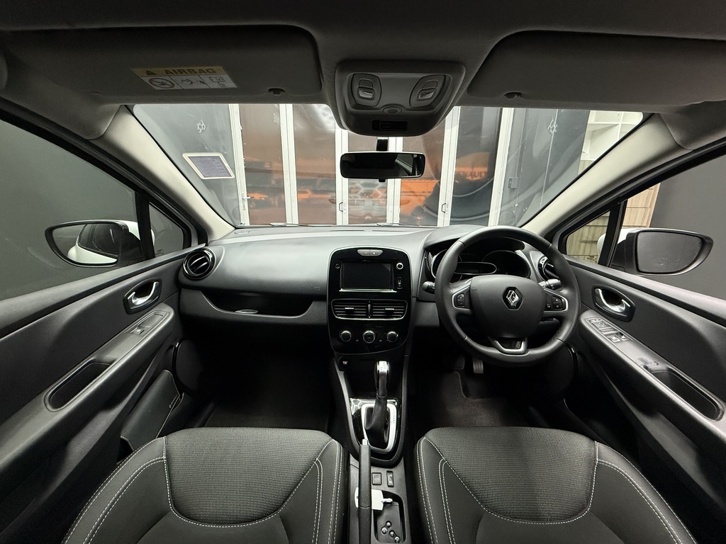 RENAULT CLIO IV CLIO IV 1.2T EXPRESSION EDC 5DR (88KW) - 9