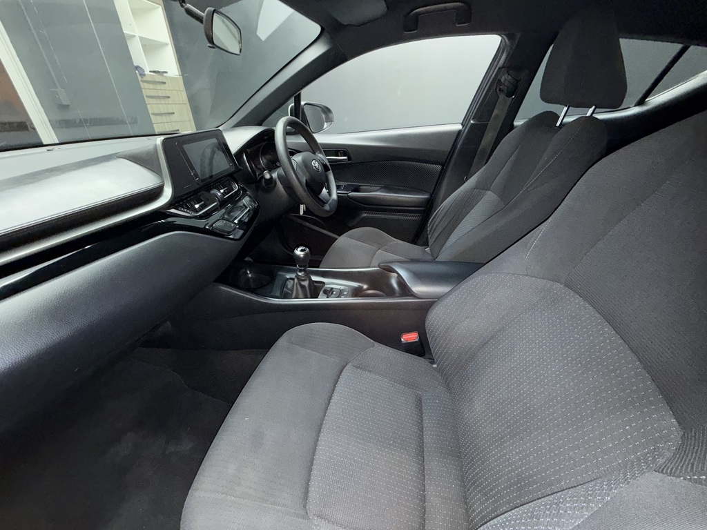 TOYOTA C-HR C-HR 1.2T - 8
