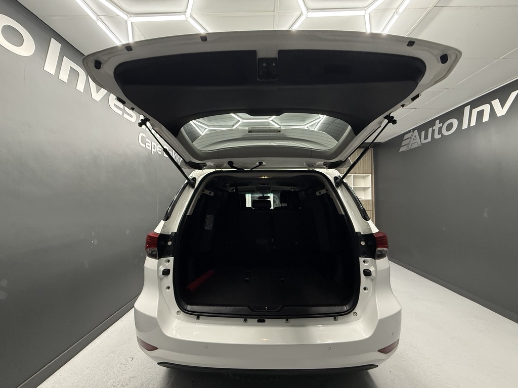 TOYOTA FORTUNER FORTUNER 2.4GD-6 R/B - 13