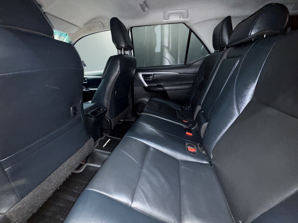 TOYOTA FORTUNER FORTUNER 2.4GD-6 R/B - 9