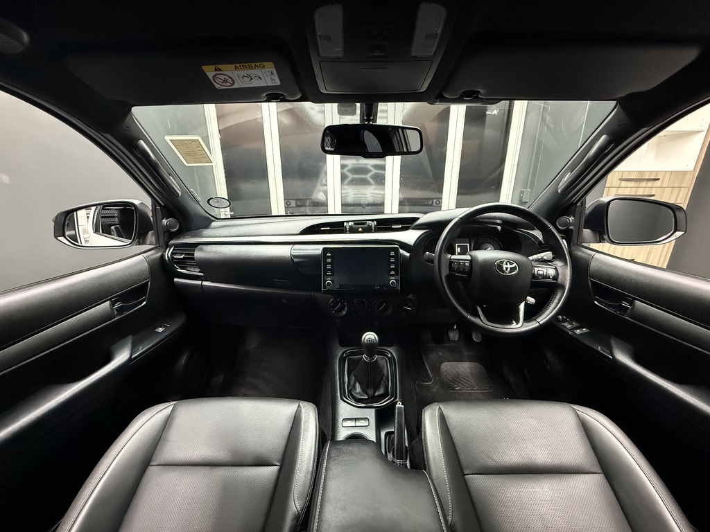 TOYOTA HILUX HILUX 2.8 GD-6 RB LEGEND 4X4 P/U E/CAB - 10
