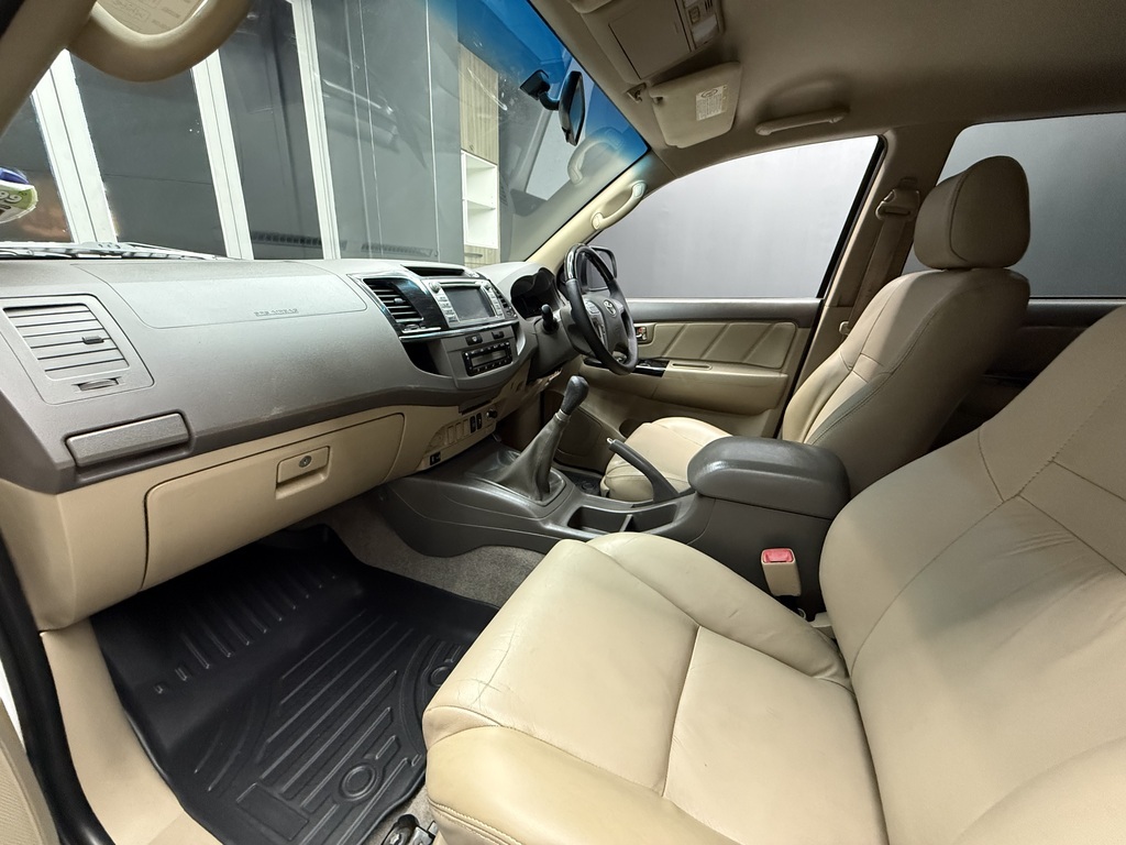 TOYOTA FORTUNER FORTUNER 3.0D-4D R/B - 9