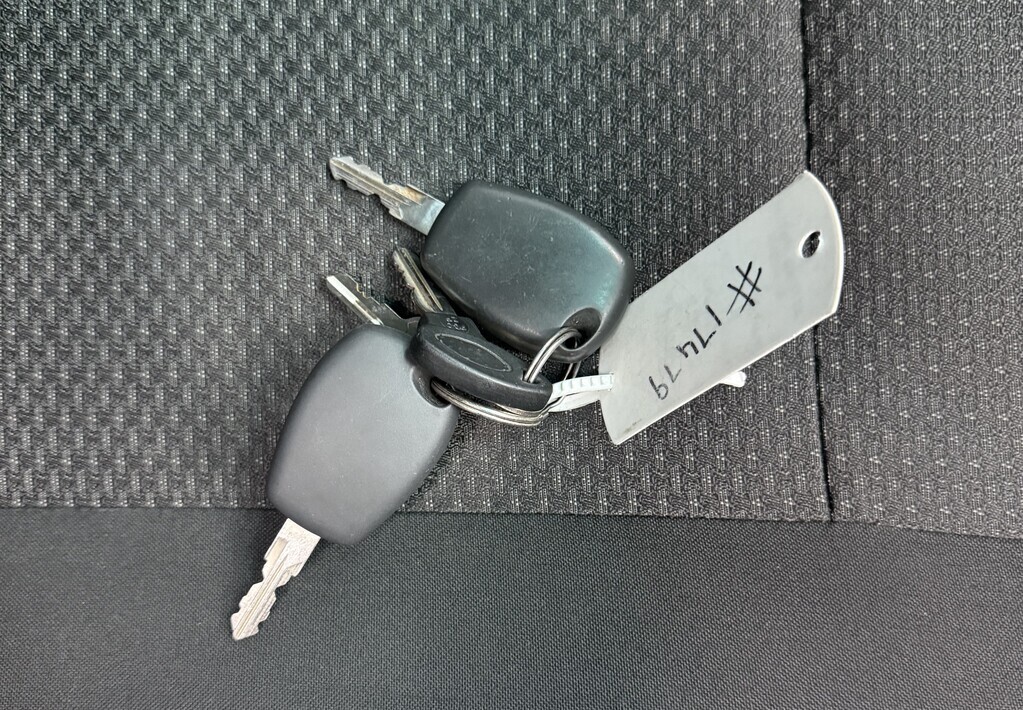 NISSAN NP200 NP200 1.6  P/U S/C - 9